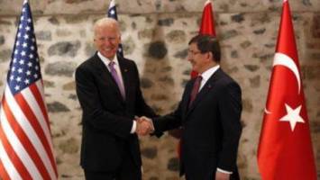گفت‌وگوی تلفنی بایدن و داوود اوغلو درباره اختلافات بغداد-آنکارا
