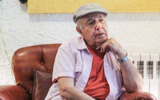 کودکی هنوز در «پرویز» زنده است