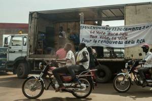 حمله افراد مسلح به شرکت کنندگان در همه پرسی آفریقای مرکزی
