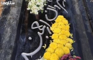 برزو ارجمند در غم از دست دادن پدرش/عكس