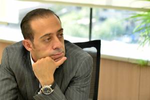 اولویت با جلوگیری از فرار سرمایه داخلی باشد