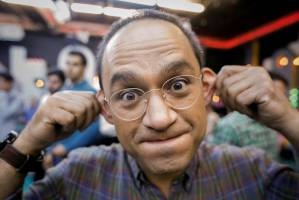 رامبد جوان با ژست خنده دار و متفاوت! + عکس