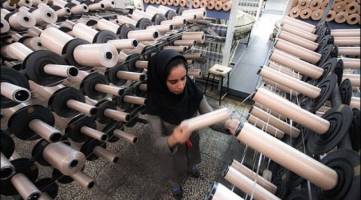 نگرانی کارگران «نساجی بروجرد » از تهدید امنیت شغلی