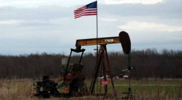   کنگره آمریکا ممنوعیت صادرات نفت این کشور را لغو کرد