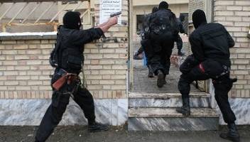 رهایی دختر 14 ساله از چنگ گروگان گیر