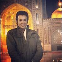 تنهایی بازیگر خوش چهره در شب یلدا در حرم امام رضا! + عکس
