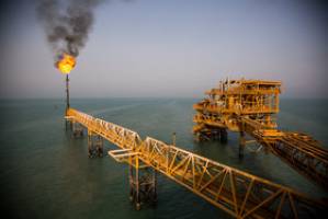   میزان بدهی وزارت نفت به سازندگان تجهیزات نفتی چقدر است؟