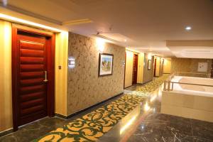 جنجالی‌ترین هتل ایران افتتاح شد 