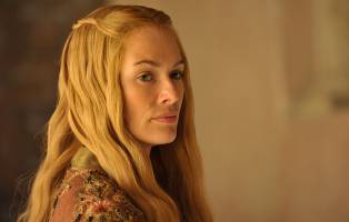 رکورد بیشترین دانلود غیرقانونی در اختیار سریال بازی تاج و تخت در سال ۲۰۱۵ 