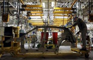 خودروسازان برای افزایش کیفیت هزینه نمی‌کنند 