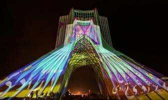 تبیین راه های تقویت گردشگری هنری در شهر تهران
