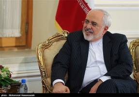 هواپیمای زندانیان آمریکایی برای ترک ایران آماده می‌شود