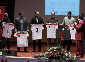 مراسم خیریه برای عکاسان شر خرید