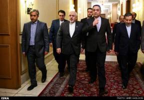 سخنرانی وزیر امور خارجه در جمع سفرای خارجی مقیم تهران 