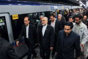 علی اکبر صالحی با مترو به سر کار رفت