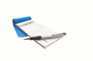 15سال پیش یک نفر با چک جعلی یک میلیاردتومان پول از بانک گرفته و هنوز دستگیر نشده