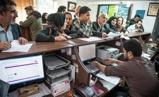 اولتیماتوم یارانه‌ای دولت دفاتر پیشخوان را شلوغ کرد 