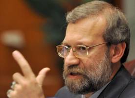 لاریجانی: عربستان توهماتش را کنار بگذارد 