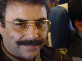  به‌خاطر احمدی‌نژاد طناب خریدم تا خود‌کشی کنم