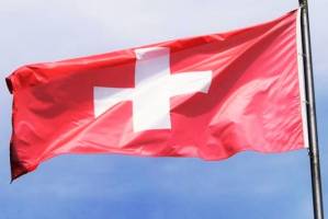 سوئیس هم پول‌های بلوکه شده ایران را آزاد کرد
