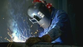 حذف 6 گروه شغلي در گرو تصويب مجلس