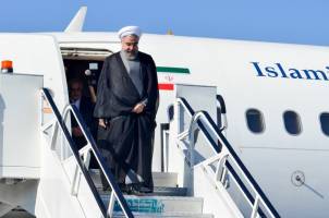دکتر روحانی وارد پاریس شد