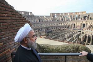 روحانی پاریس را به مقصد تهران ترک کرد