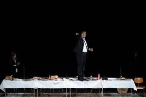 هملت درخشید