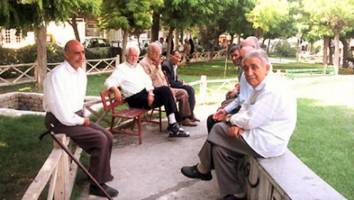 هیچ حقی از بازنشستگان پیش از موعد ضایع نمی شود