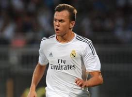 پسری که آبروی رئال را برد به والنسیا رفت