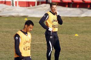 مدافع پرسپولیس آماده بازی شد