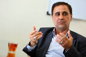 حضور مردم در راهپیمایی ۲۲ بهمن بسیاری از توطئه‌ها را خنثی می‌کند