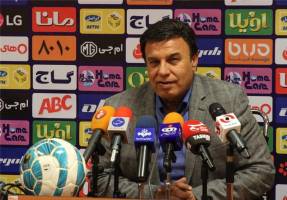 نفت کادر فنی استقلالی دارد