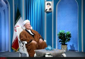 انتخاب با مردم است، دیگران دست از اهانت و تخریب بردارند 
