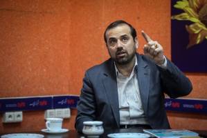 دعوت از بازماندگان لیست ائتلاف اصولگرایان به یک لیست جدید
