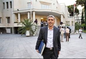 طیب نیا: رونق اقتصادی را نوید می‌دهیم