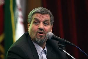 کناره‌گیری عارف به نفع لاریجانی را تکذیب می‌کنم