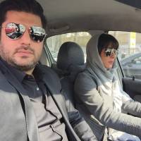 سلفی دیدنی سام درخشانی و همسرش در راه رستوران+ عکس