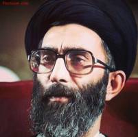 مردم نماینده ای می خواهندکه در مجلس به دولت فحش بدهدوکارشکنی کند؟
