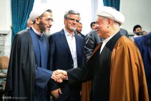 دیدار نامزدهای اصلاح‌طلب و اعتدال‌گرا با آیت الله هاشمی رفسنجانی