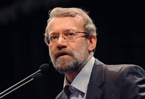 لاریجانی: از اصولگرایی جدا نشدم، متفاوت فکر میکنم