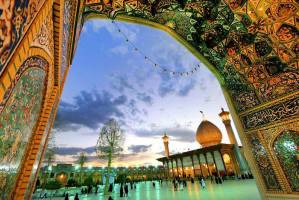 آرامگاه شاهچراغ (ع)، نگین سبز شیراز