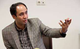 تشریح علل سرگردانی پول های موجود 