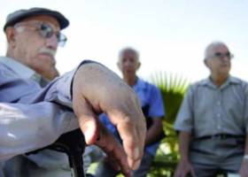  بازنشستگان دولتی از امروز عیدی می گیرند