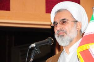 مداحان آسیب‌های این حوزه را جدی بگیرند