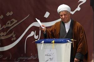 هاشمی رفسنجانی رأی خود را  به صندوق انداخت
