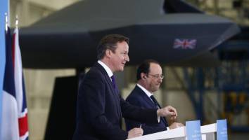 درخواست فرانسه و انگلیس برای توقف حملات علیه معارضان سوریه