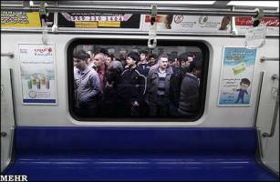 صدای گوینده زن ایستگاه های مترو مردانه شد