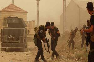 هلاکت و زخمی شدن ۱۰ داعشی و انهدام یک پایگاه آنها در شمال بعقوبه