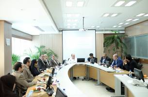 تلاش فعالان اقتصادی بر خصوصی‌سازی درمان